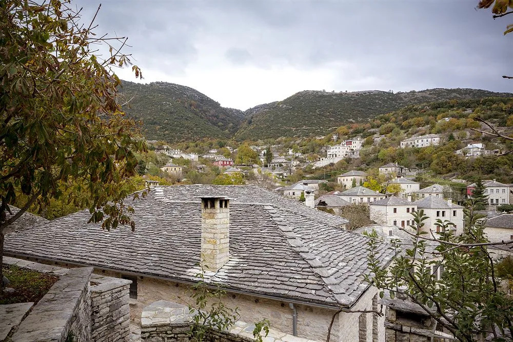 Monopatia Resort