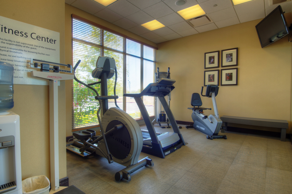 Holiday Inn & Suites Phoenix Airport by IHG
