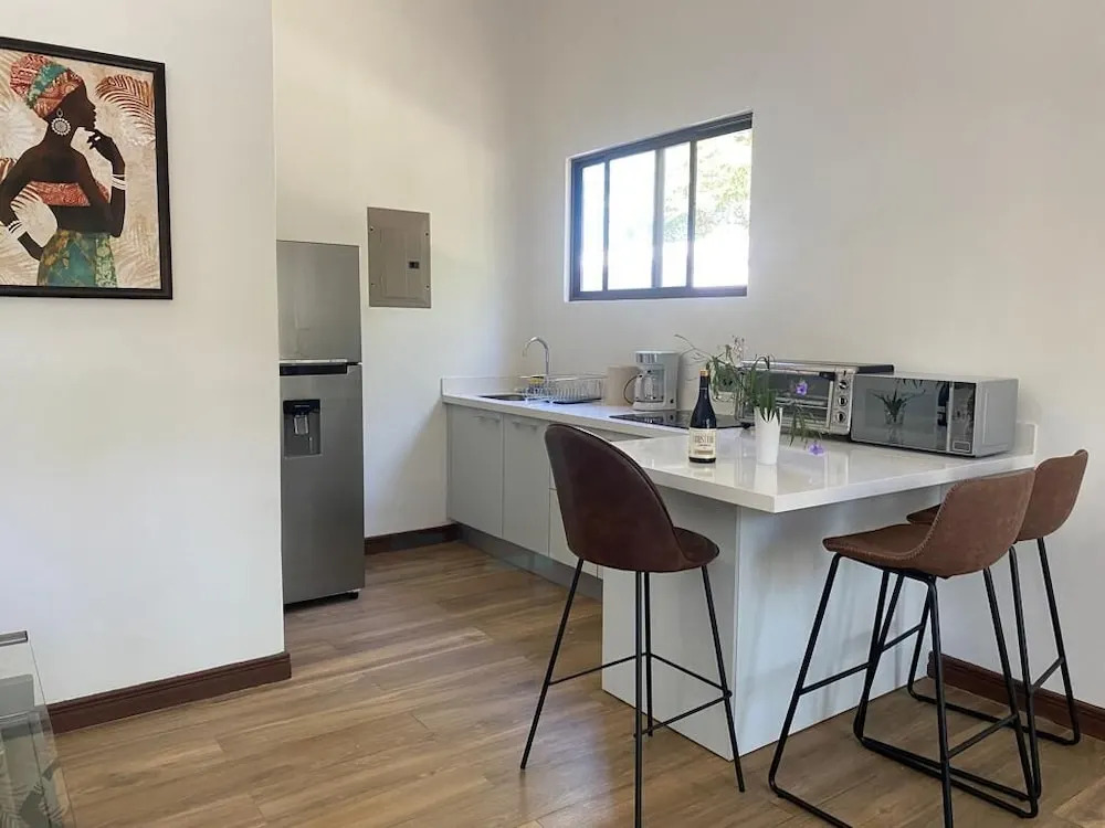 Peaceful Apartment in Tamarindo, 50m to the Beach
