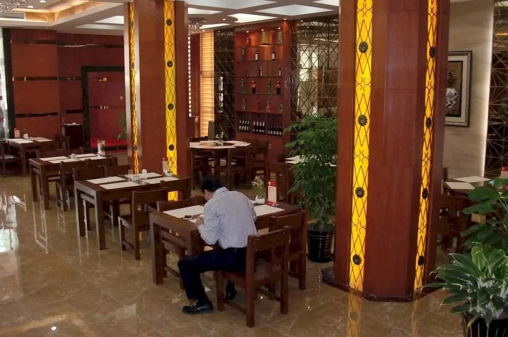 Fortune Hotel