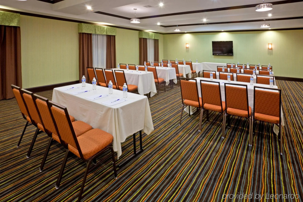 Holiday Inn Express Hotel & Suites Dallas West by IHG