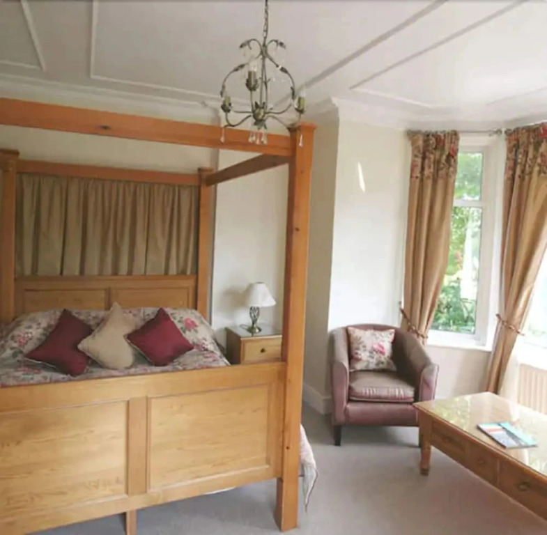 Glan Aber Hotel Bunk House