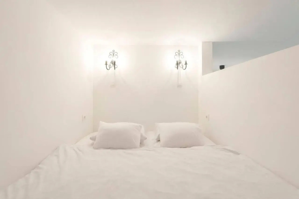 Central hipster flat