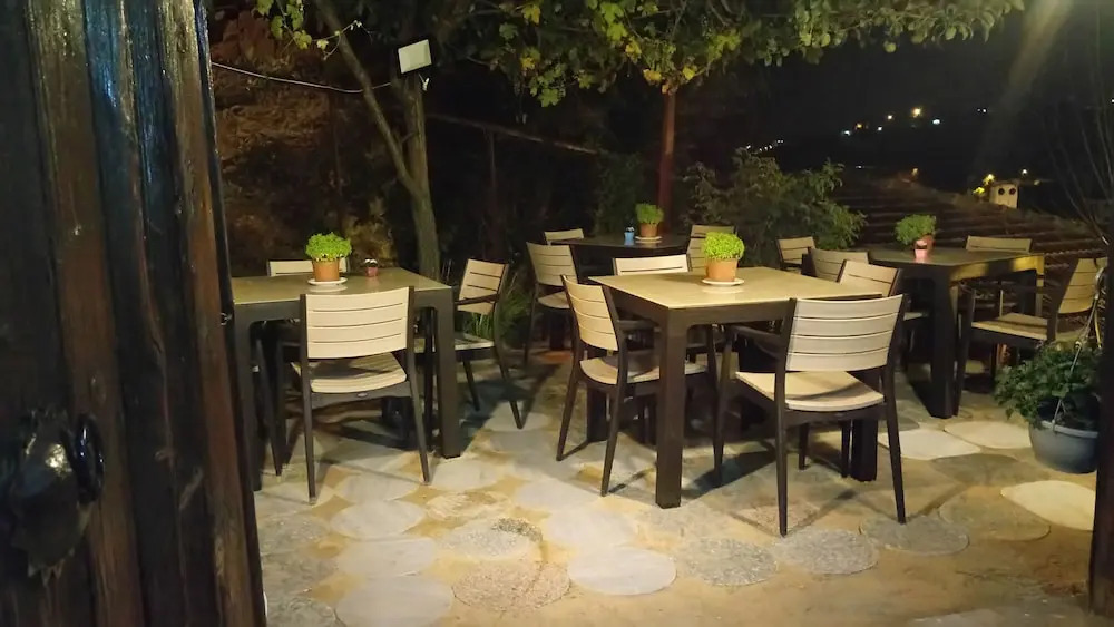 Payidar Konak And Kafe
