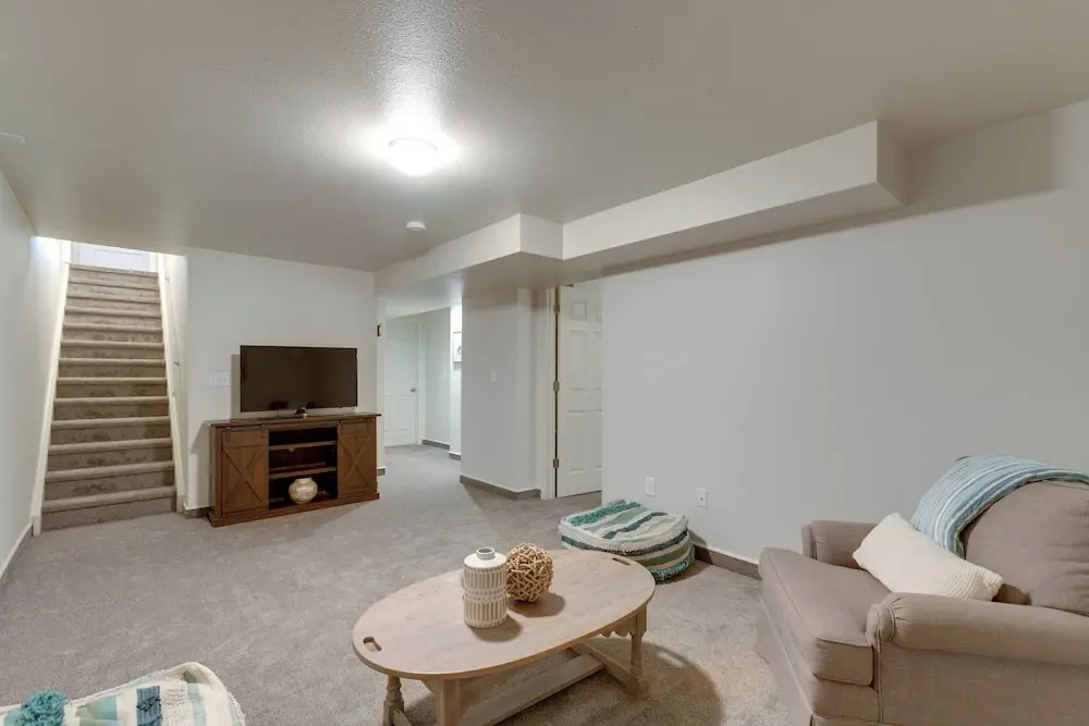 6 Mi to Denver: Wfh-friendly Duplex in Wheat Ridge