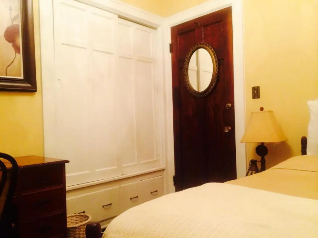Moreland Guesthouse