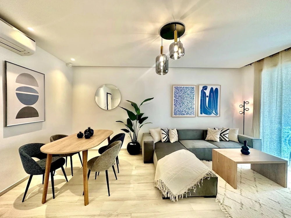 A12 Stylish and Modern 2bds in La Marsa
