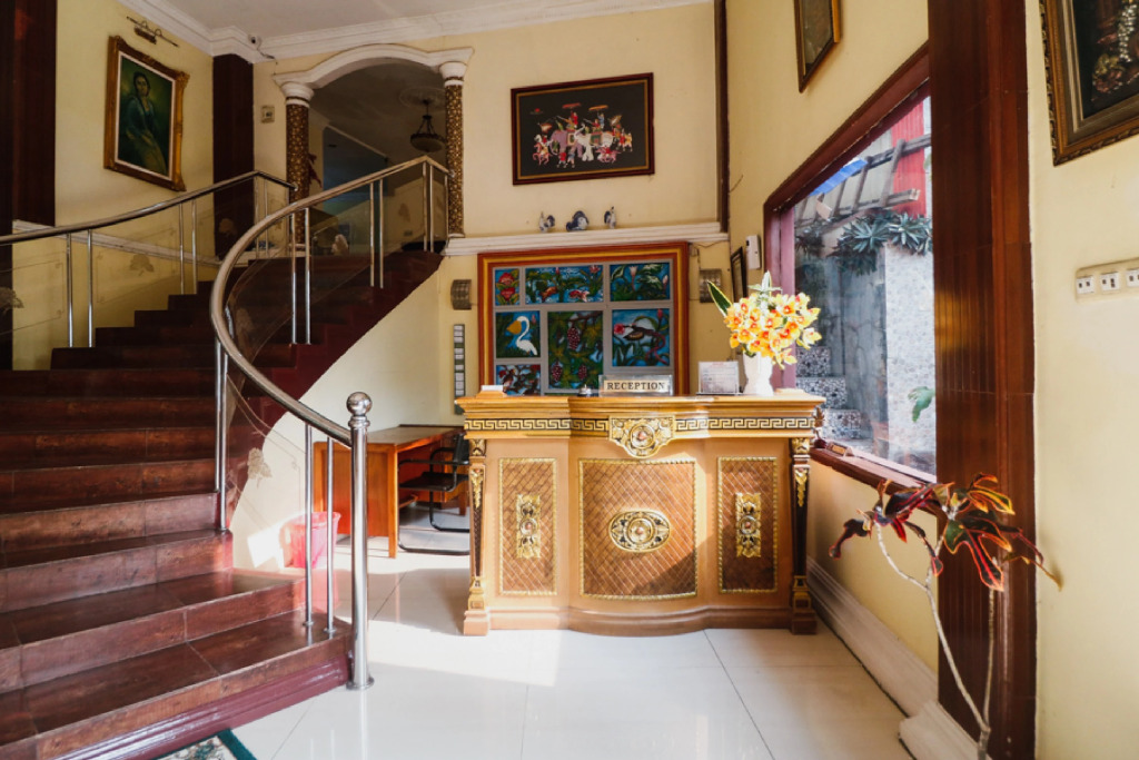 RedDoorz at Hotel Andalus Puncak