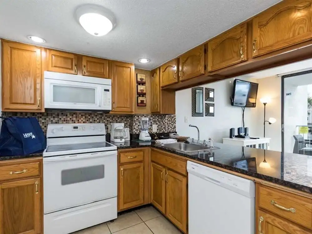 Gulf Shores Surf & Racquet 206A by Meyer Vacation Rentals
