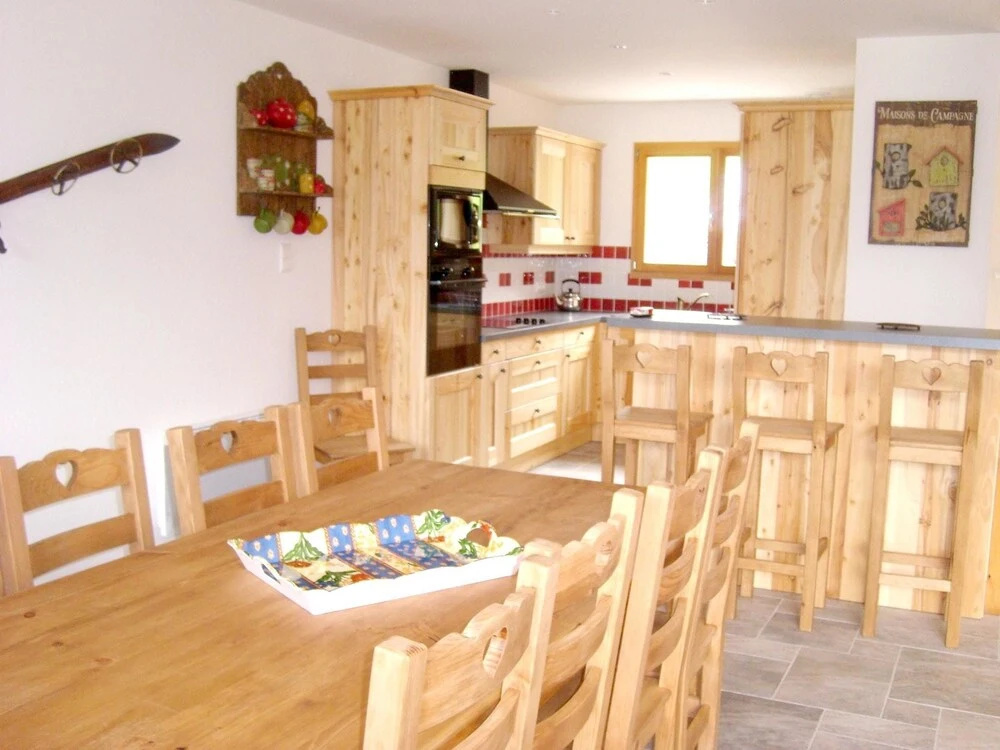 Chalet With 3 Bedrooms in Risoul, With Wonderful Mountain View, Furnis