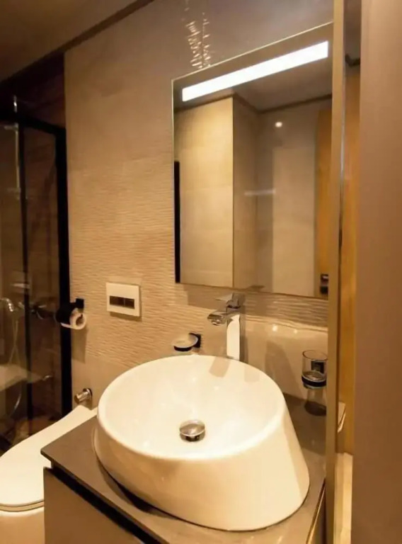 The Diamond in City luxury suites by Cozy
