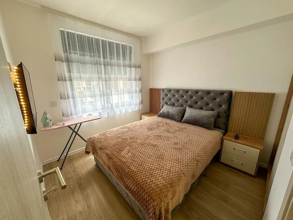 I&I 3 Bedrooms Apartment
