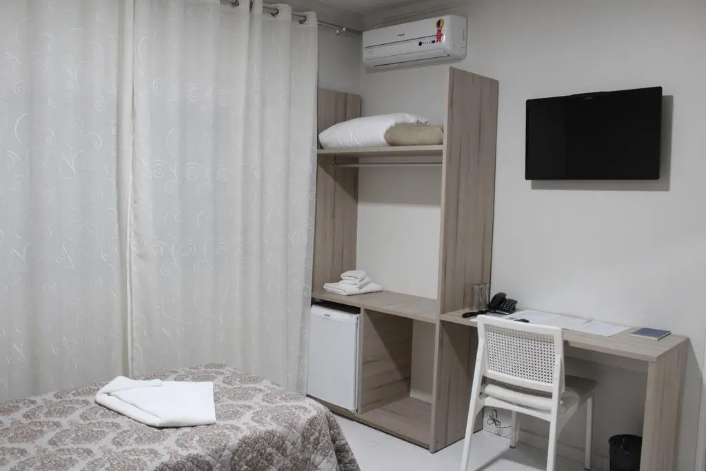 AJ Hotel Chapecó - Fácil Acesso Pátio Shopping e Rótula da Bandeira