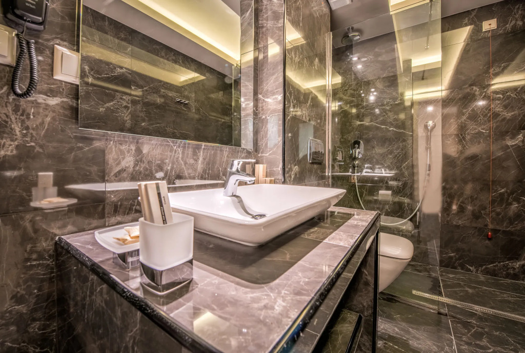 Azure Resort & SPA