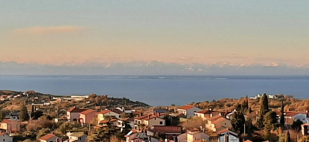 Seaview APARTMENTS HOJA