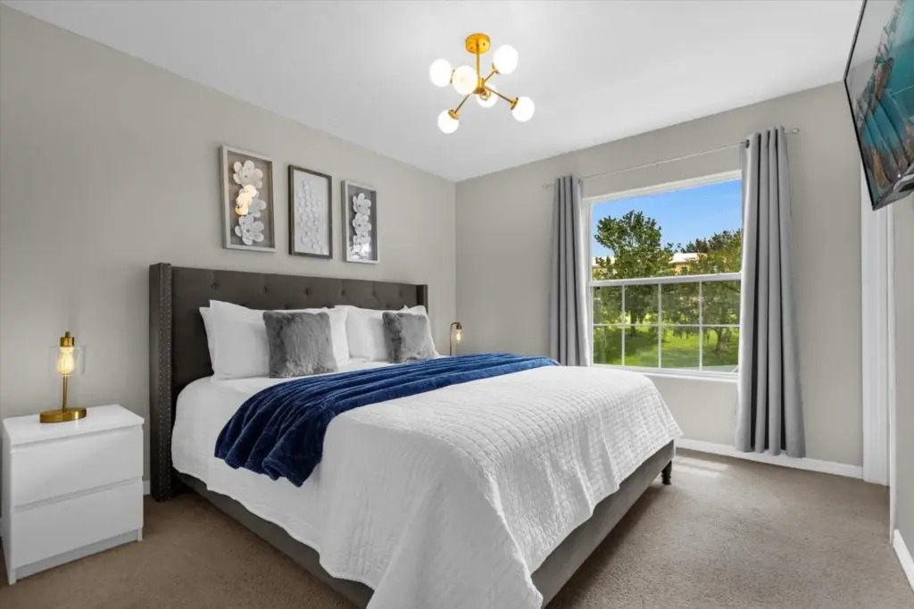 3 Bedrooms 25 Bathrooms Encantada 3122 Yl
