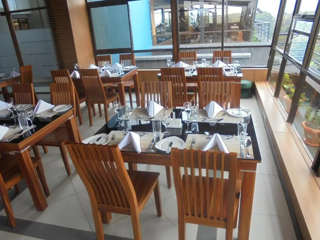We Hotel and Suites