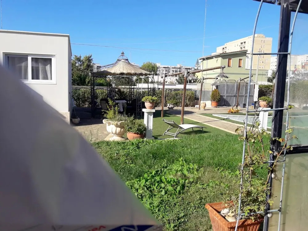 Studio in Taranto, With Enclosed Garden and Wifi Near the Slopes