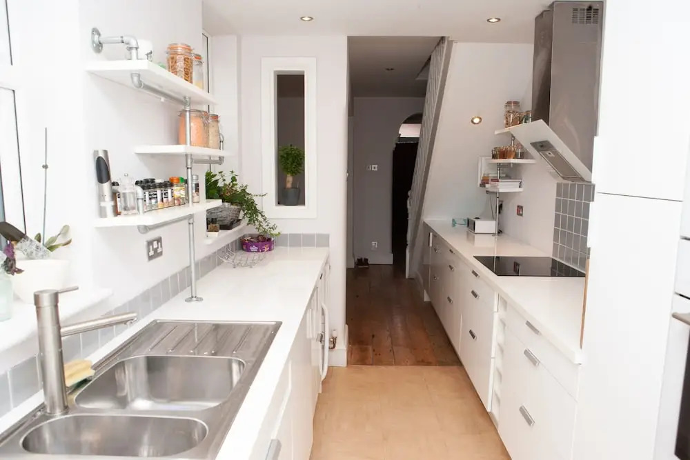 Charming 1 Bedroom House Close to City Centre