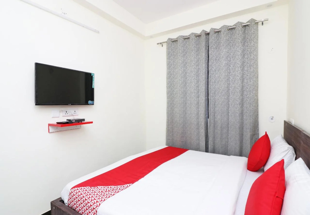 Live Inn By OYO Rooms