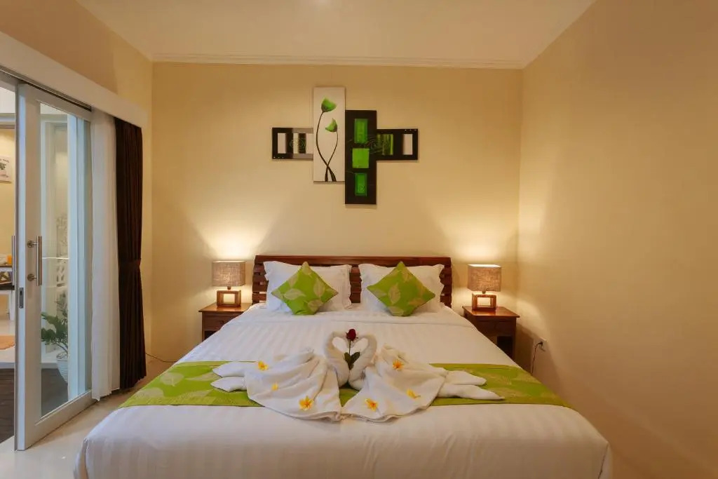 Villa Julie & Villa Sydney, Seminyak - 2 Bedroom Modern Pool Villas