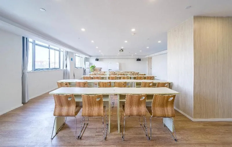 Hanting Hotel Shanghai Phoenix Town Changxing Island