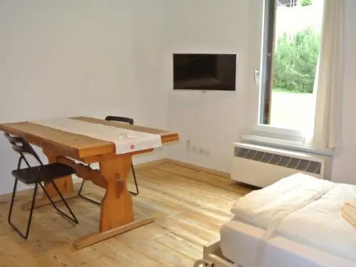 Apartment 33-3