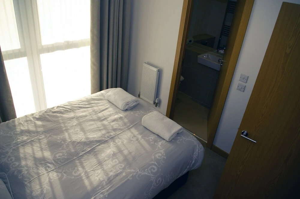 Ramsey Lodge 2-Bedroom Flat