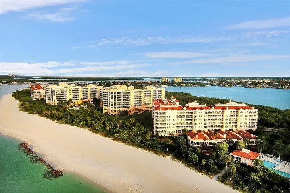 Royal Marc #50612 - 3 Br Condo