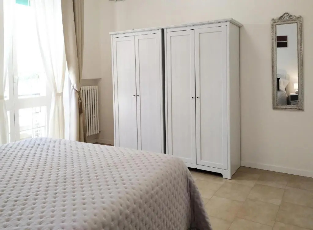 ESSENZA