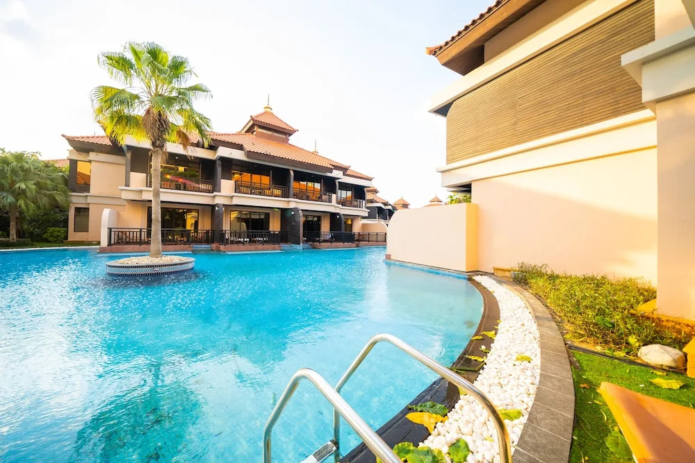Luton Vacation Anantara South Residence
