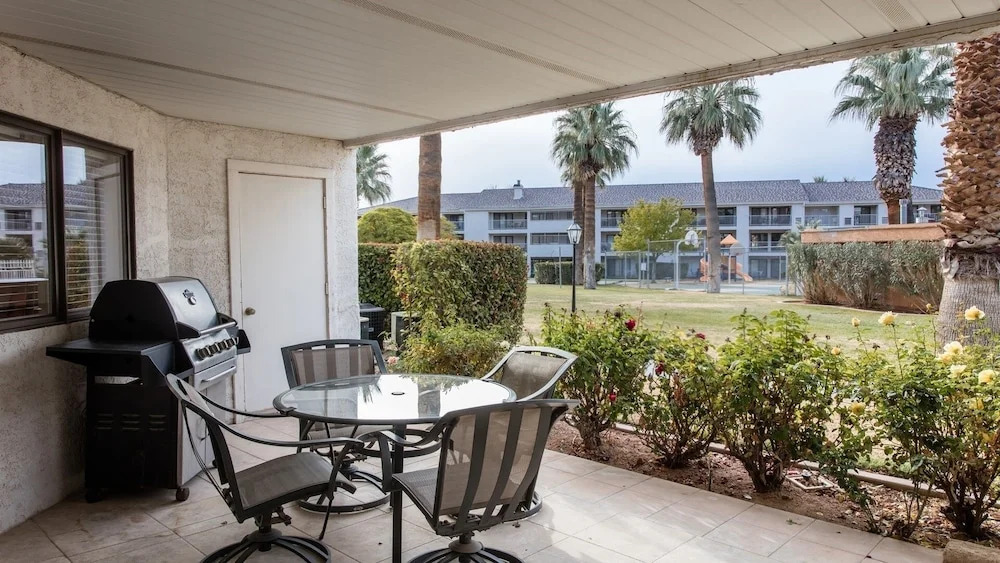 Desert Springs At Las Palmas Resort 4 Bedroom Apts