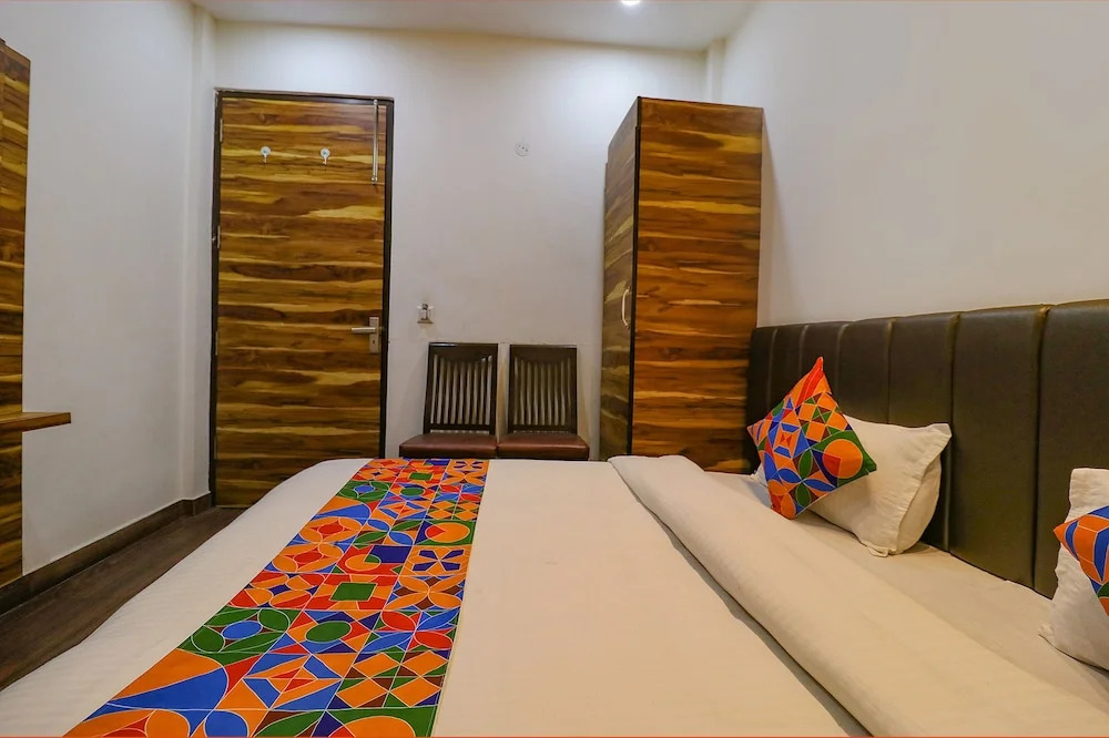 Fabhotel Jp Residency
