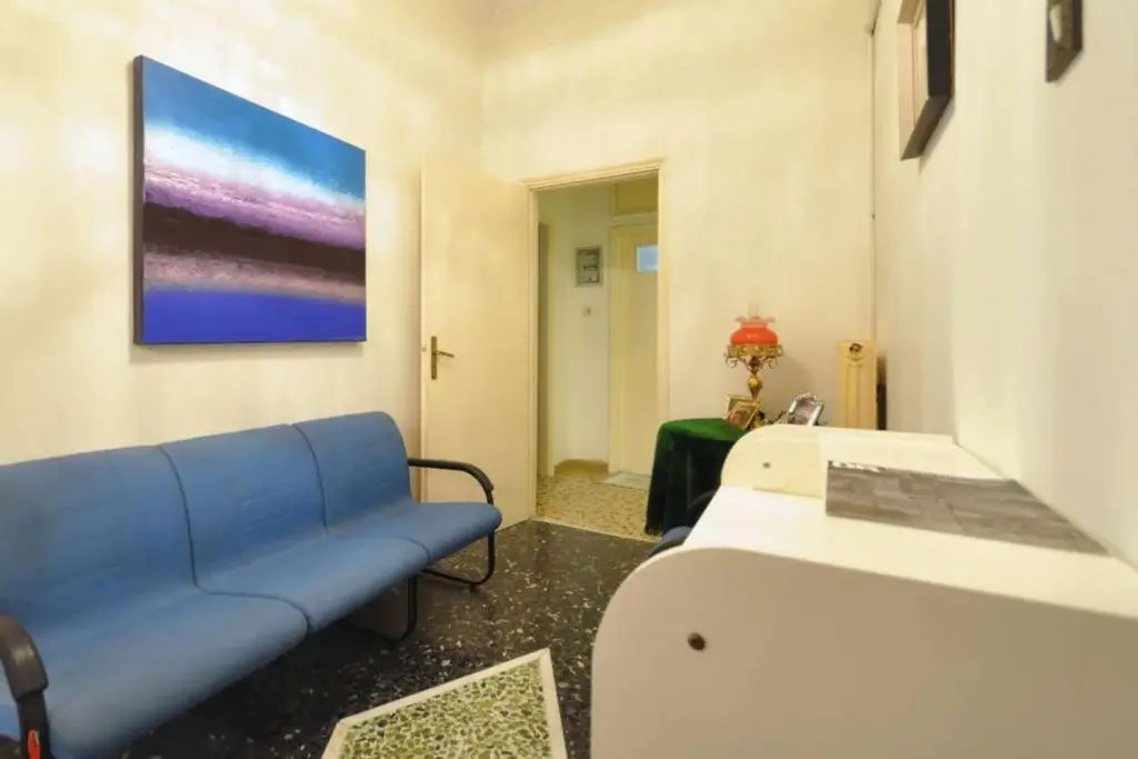Entire House with garage, yard at Amfiali close to Piraeus Port