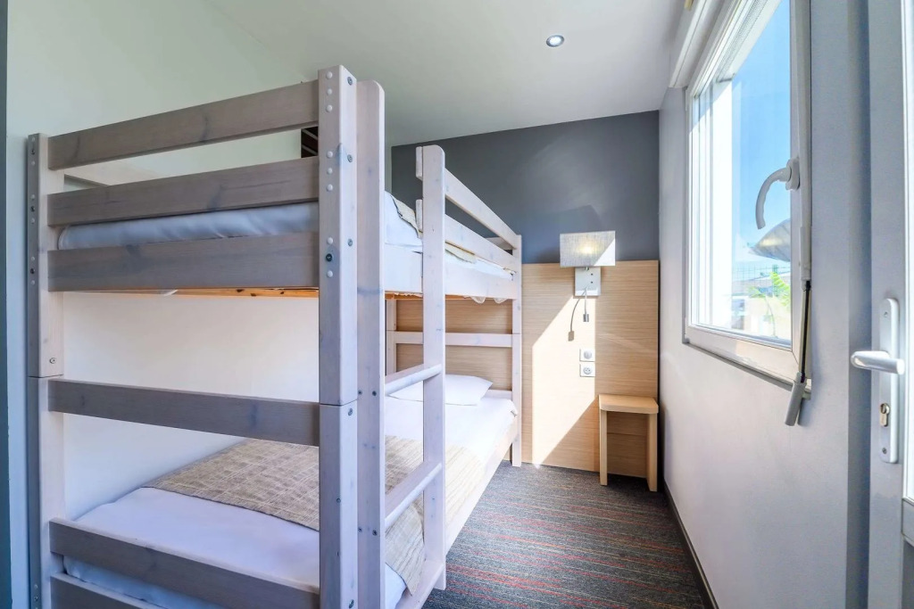 FH Confort Hotel Orléans Comet