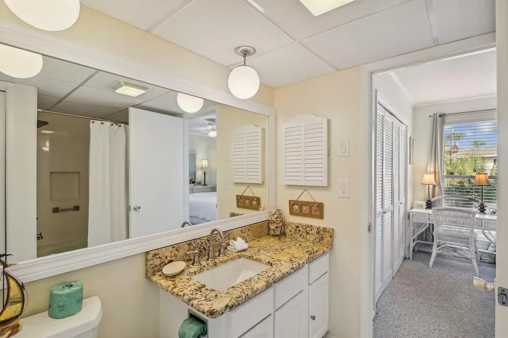 Sandpiper Cove 2041 1 Bedroom Condo by RedAwning