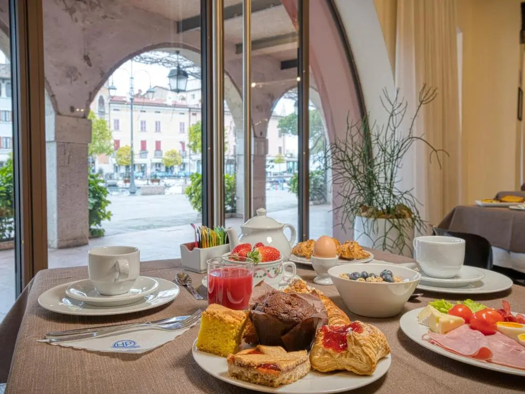 Hotel Piroscafo