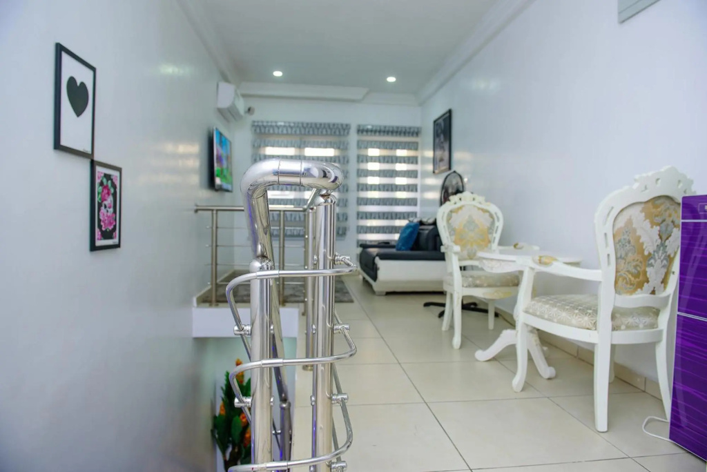 4 Bedroom Duplex-24Hrs Electricity/WIFI/Security