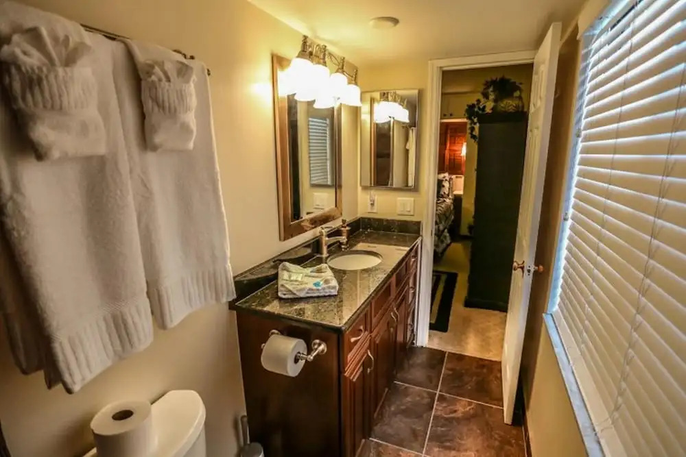Windward Point 608