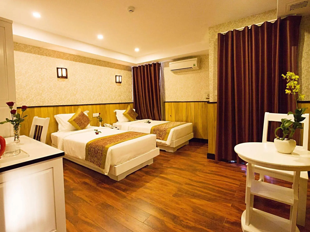 Golden Rain 2 Hotel Nha Trang Beach