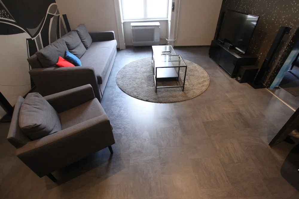 Dfive Apartments - Galactic