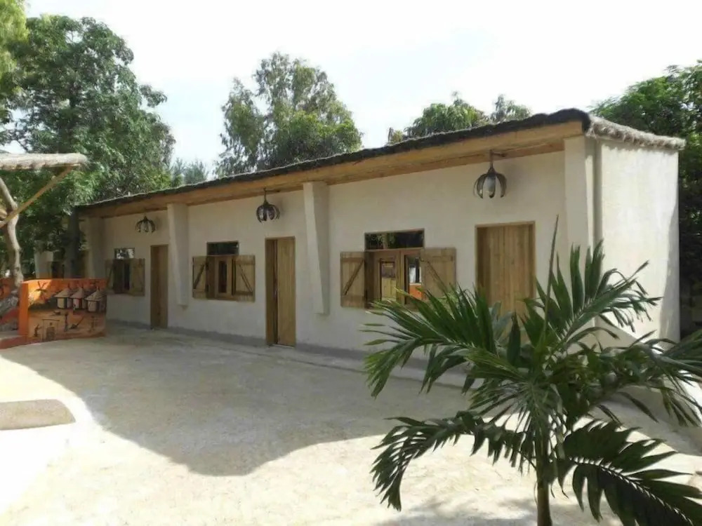 B & B Teranga Warang