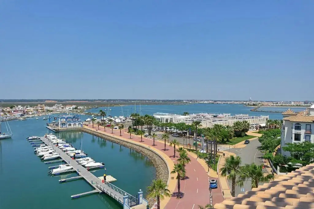 Marina IV by Ĥ - Marina Isla Canela PMHIV25P25