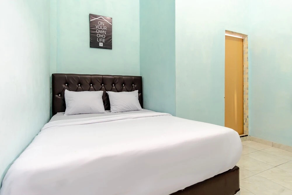 Arista Residence by OYO Rooms