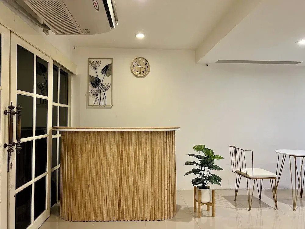 Comfy Crib Hostel 2