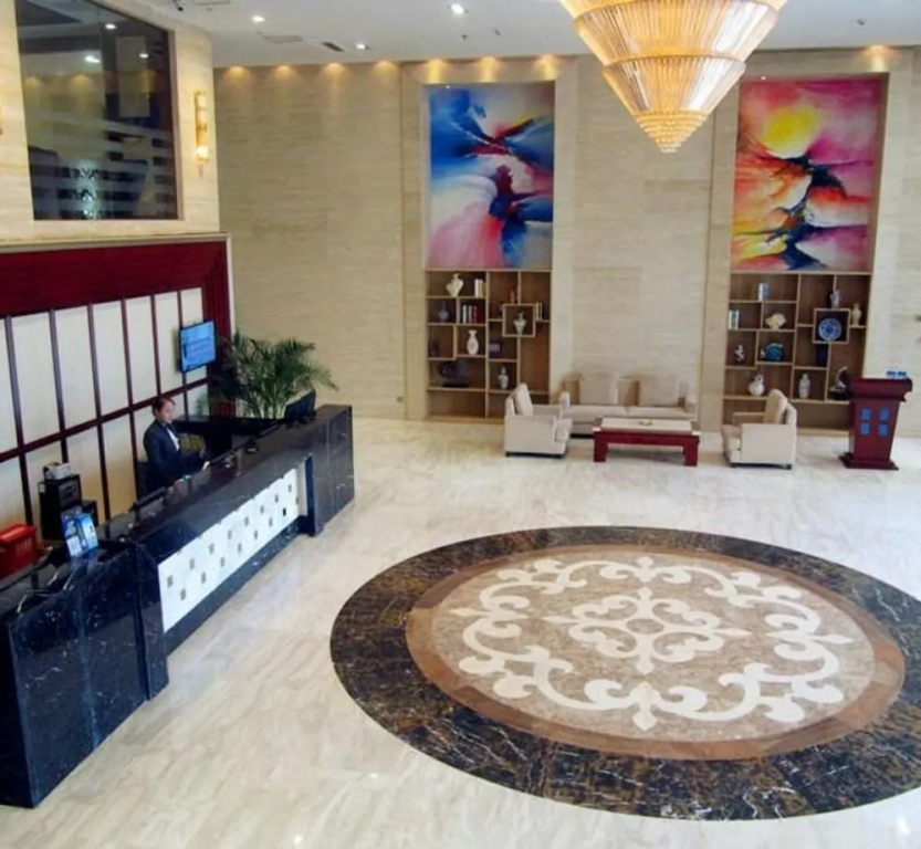 K Raphael Hotel