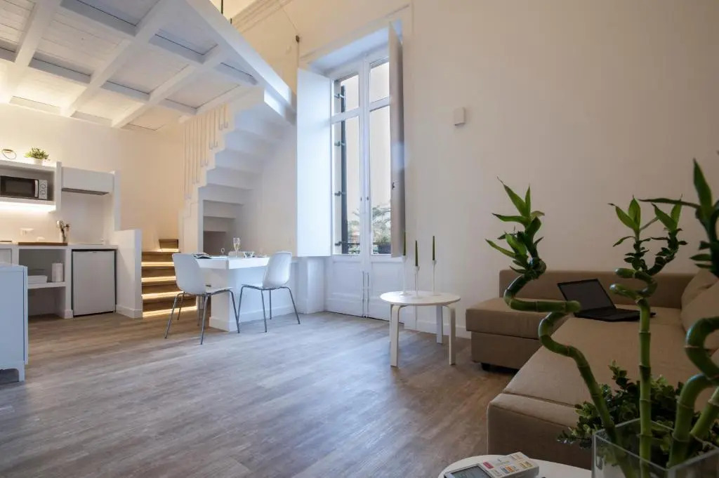 Politeama Apartments by Giorgio