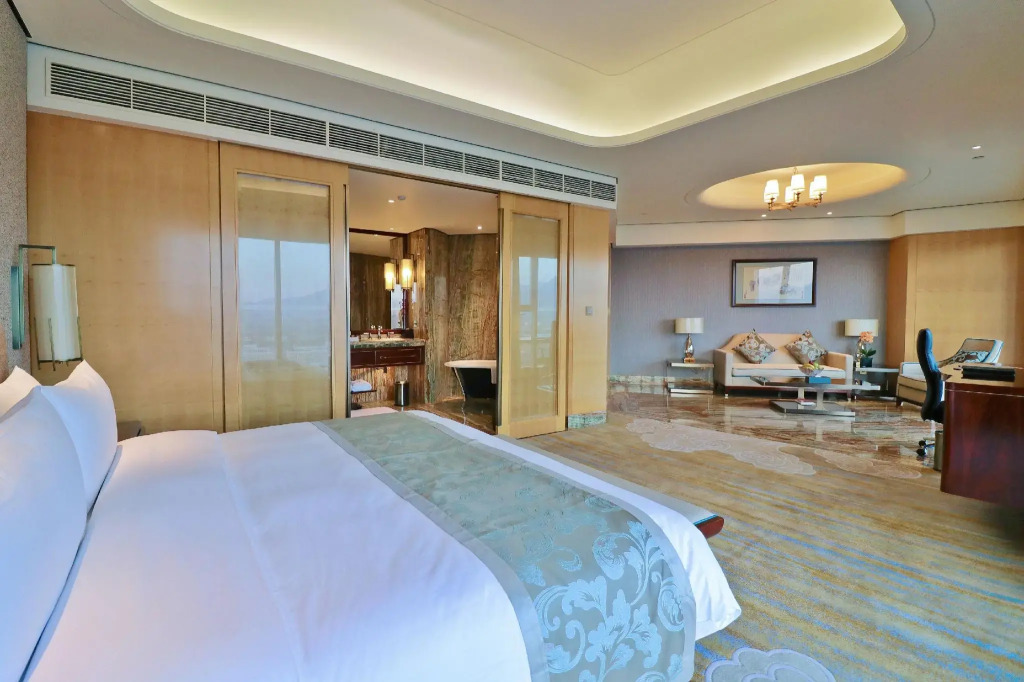 Awailou Resort