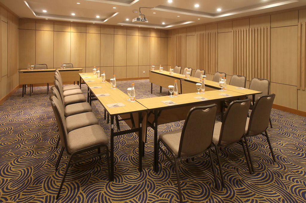 Ivory Hotel Bandung