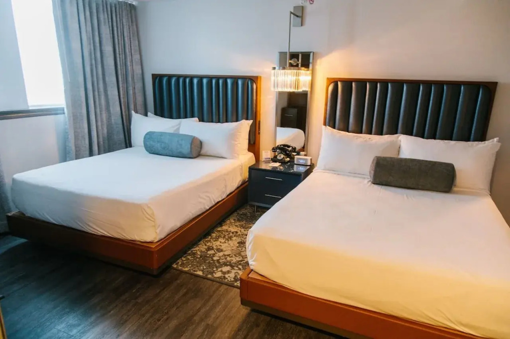 Hotel Legends
